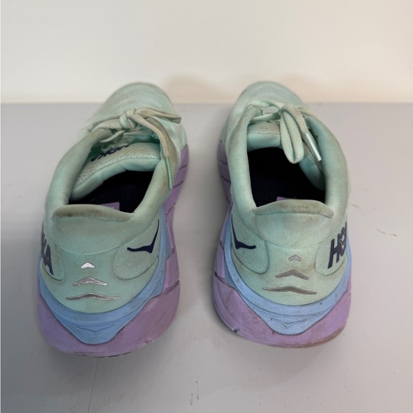 Size 11 - Hoka One One Arahi 6 Sunlit Ocean Lilac Mist - Picture 3 of 8